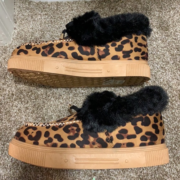 NWOT Loafers - Picture 6 of 11